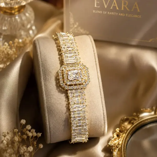 EVARA LUMIÈRE