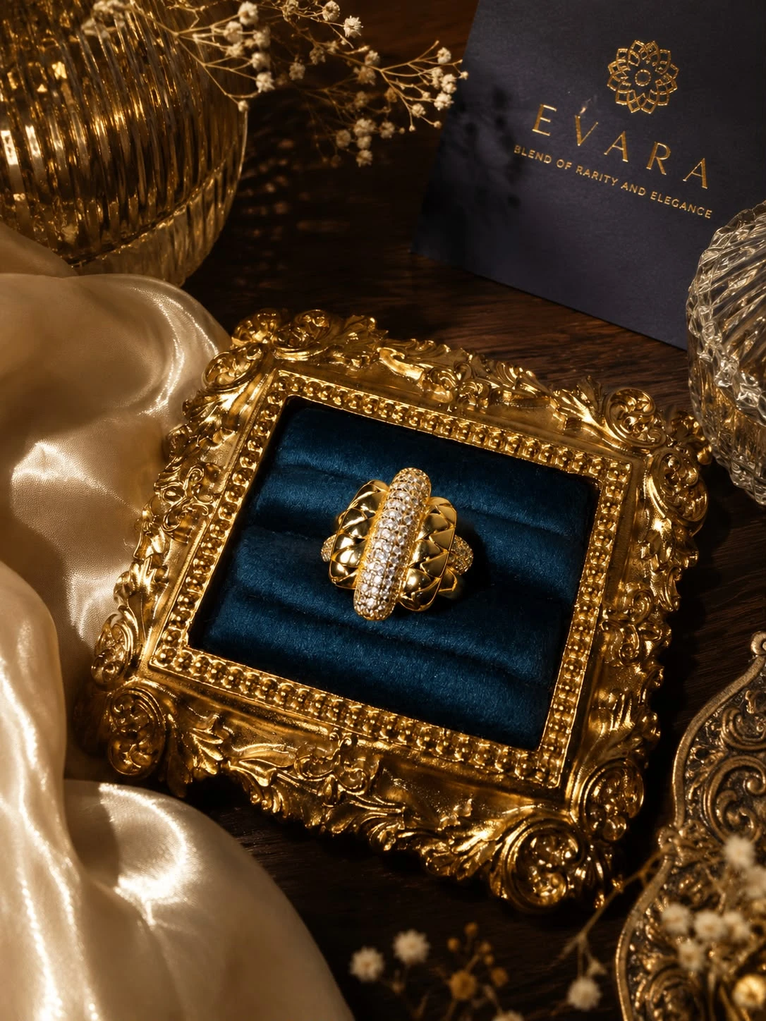 EVARA AURELIA PAVÉ RING